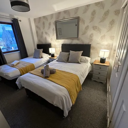 Lovely Modern 2 Bedrom Unit Close To City Center Dalneigh Exterior photo