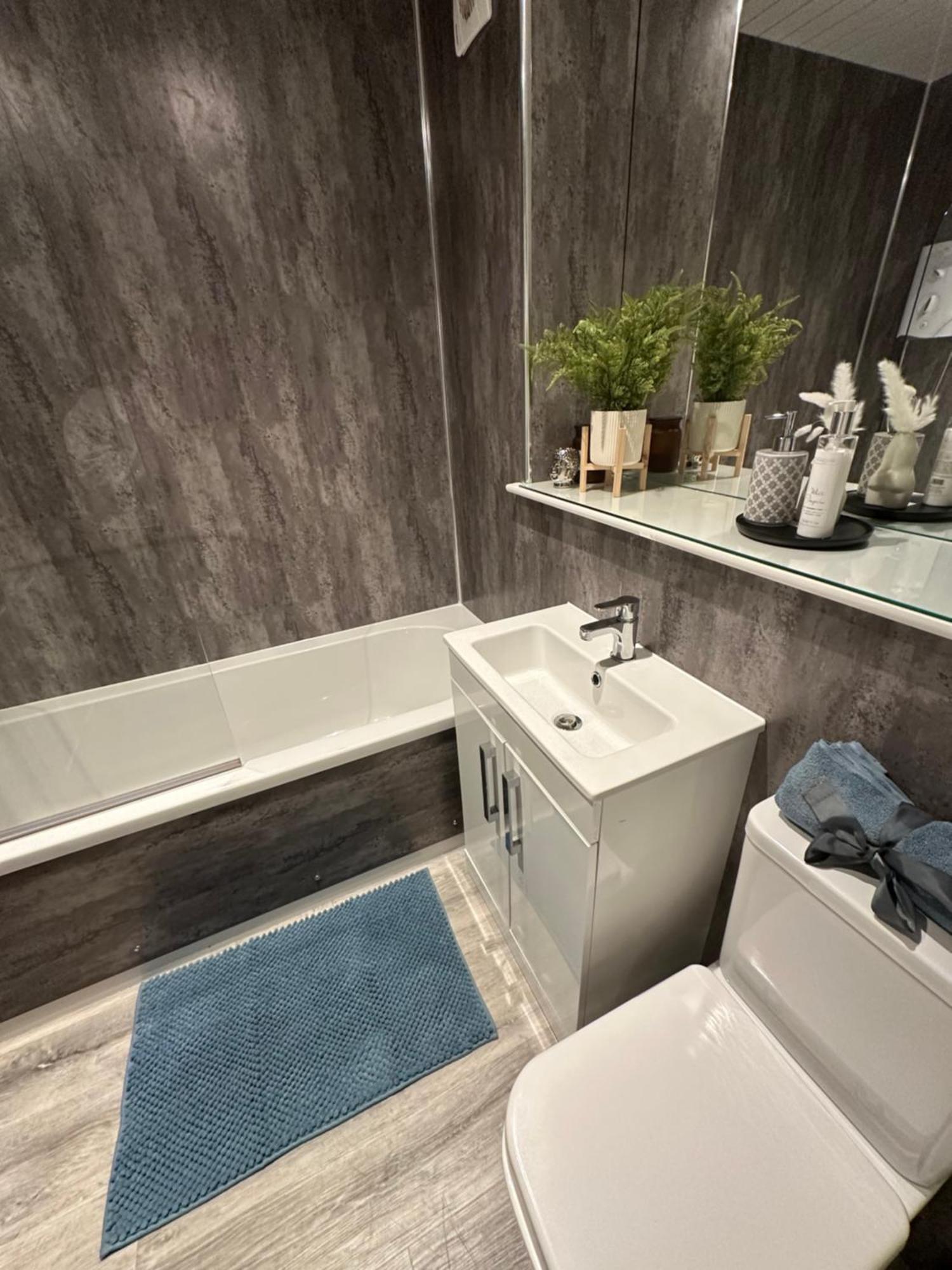 Lovely Modern 2 Bedrom Unit Close To Center