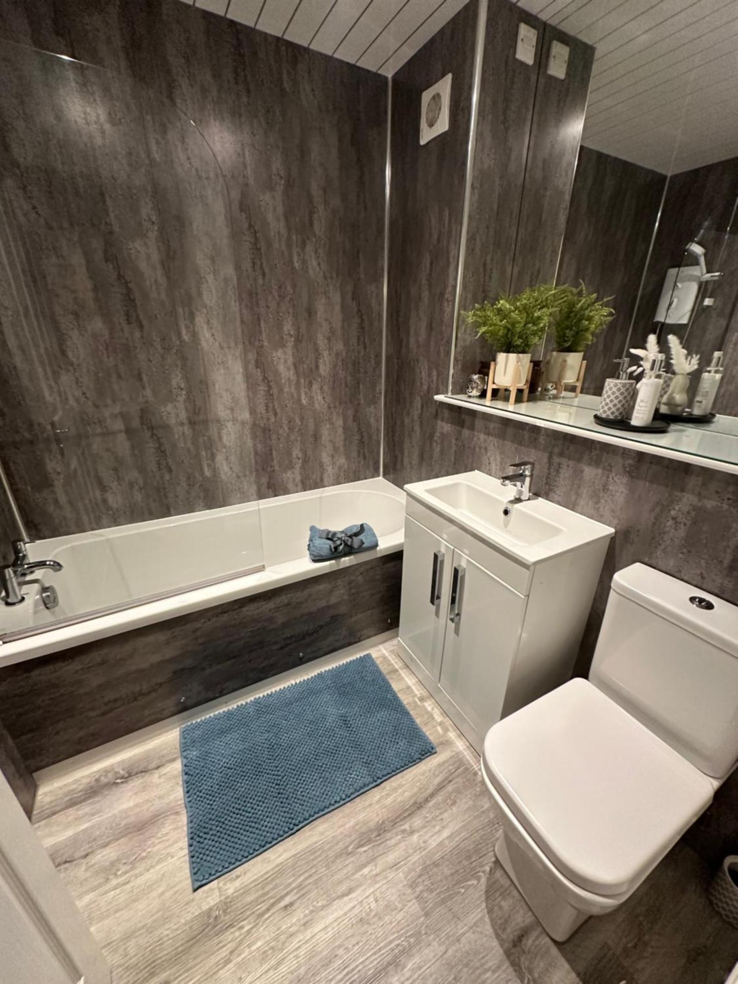 Lovely Modern 2 Bedrom Unit Close To Center Dalneigh